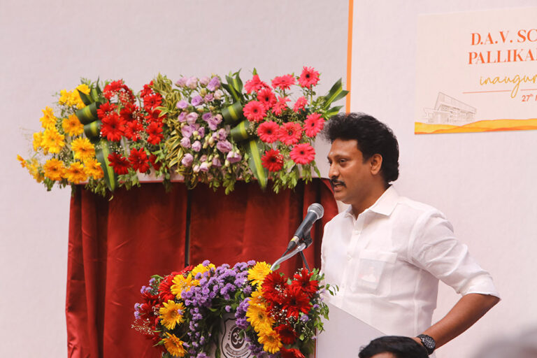 Minister for School Education - Shri Anbil Mahesh Poyyamozhi addressing the gathering