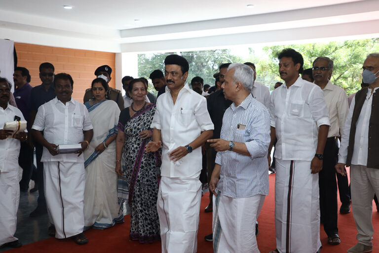 2-Arrival-of-Hon_ble-Chief-Minister-and-Minister-for-School-Education-of-Tamil-Nadu